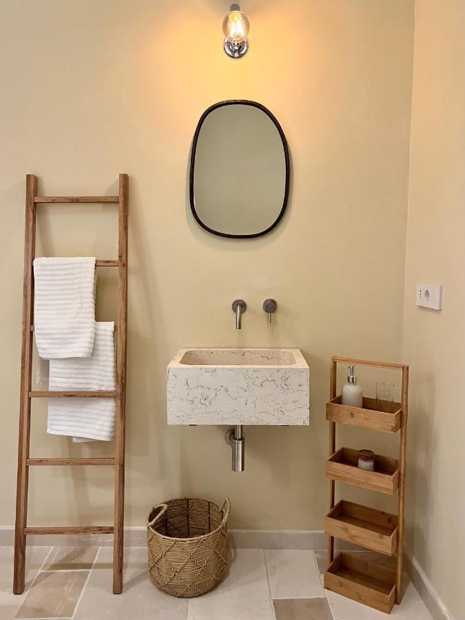 פולינאנו א מארה Anfora Dei Segreti - Suite Apartment מראה חיצוני תמונה